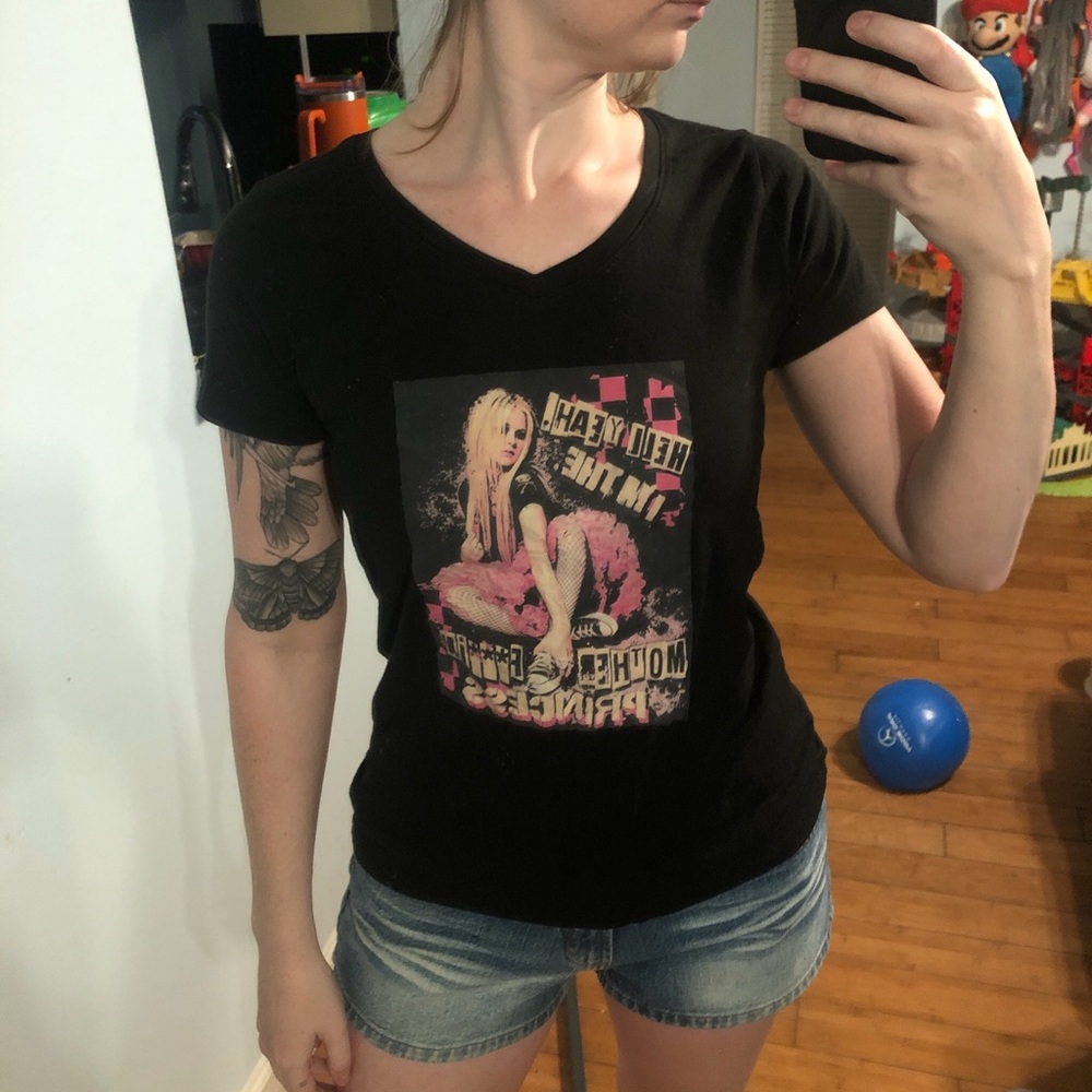Avril Lavigne y2k concert graphic tee